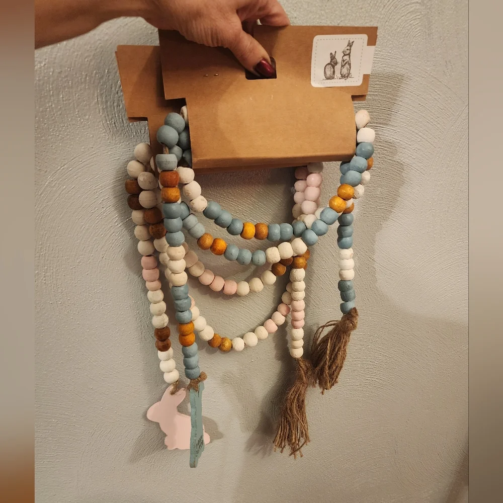 EASTER PASTEL GARLAND